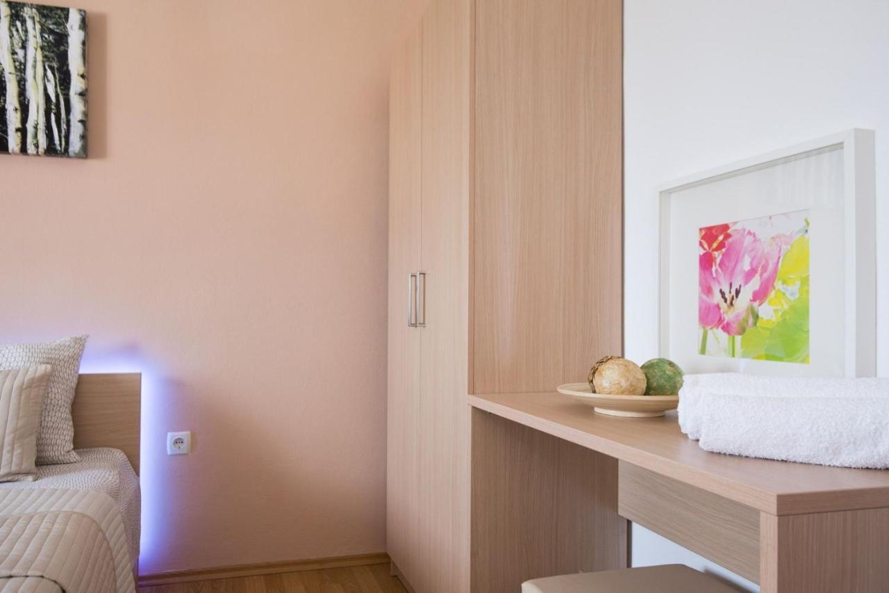 Apartments Adrijana Малинська Екстер'єр фото