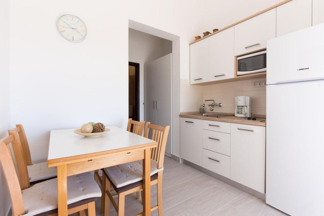 Apartments Adrijana Малинська Екстер'єр фото