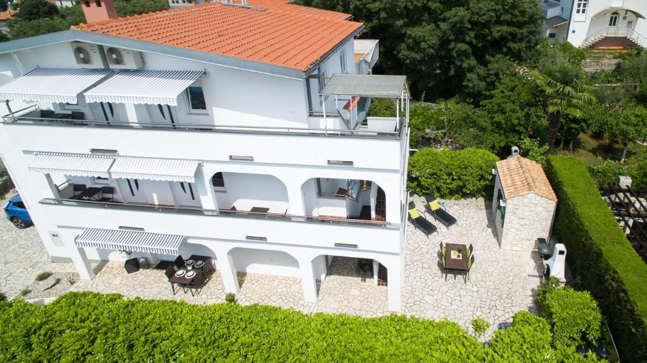 Apartments Adrijana Малинська Екстер'єр фото